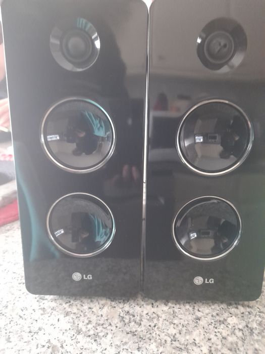 Colunas de som LG