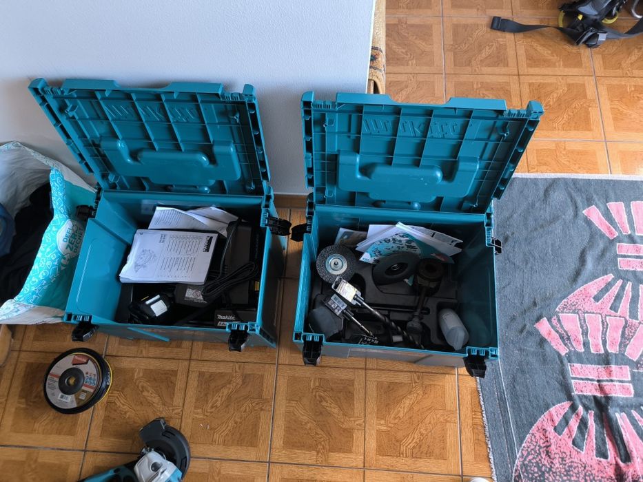 Máquina em conjunto Makita