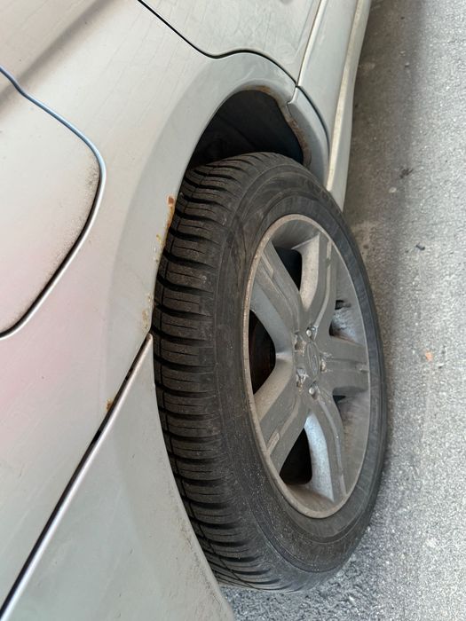 Subaru Forester 2005 2.5T