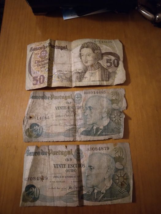 Notas em escudos para bons colecionadores