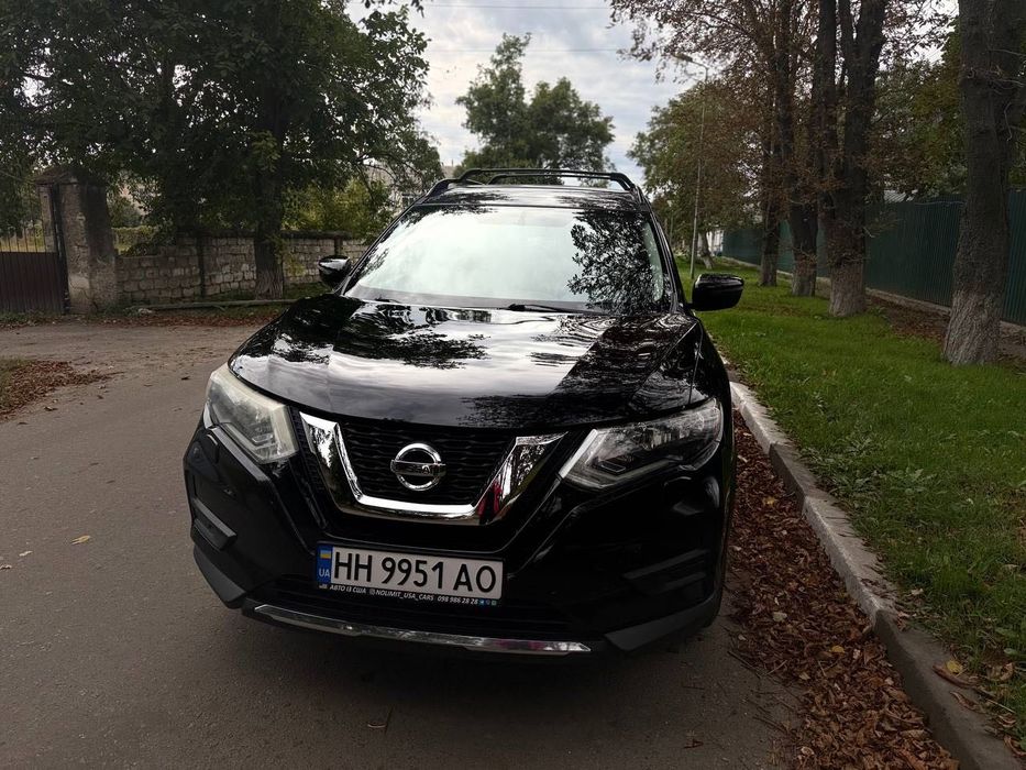 Продам Nissan Rogue 2017 року випуску