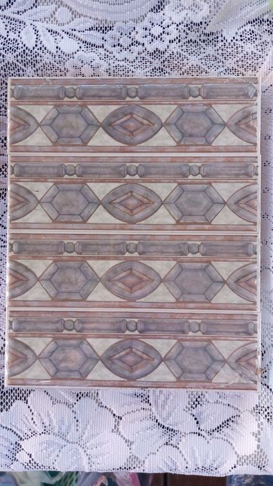 Dekor na ścianę 80 szt