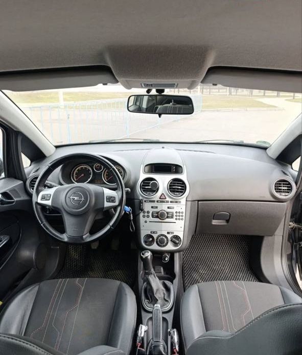 Opel Corsa 2012 • Газ/Бензин • Ідеальний стан