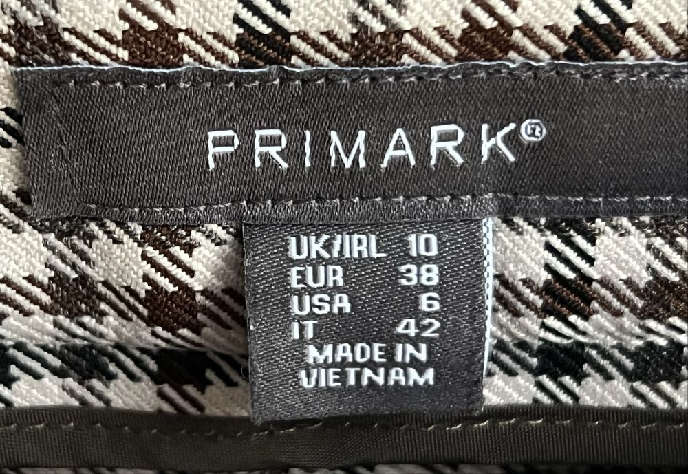 Damskie spodnie w kratkę