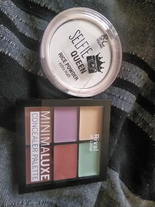 Puder i cień do powiek