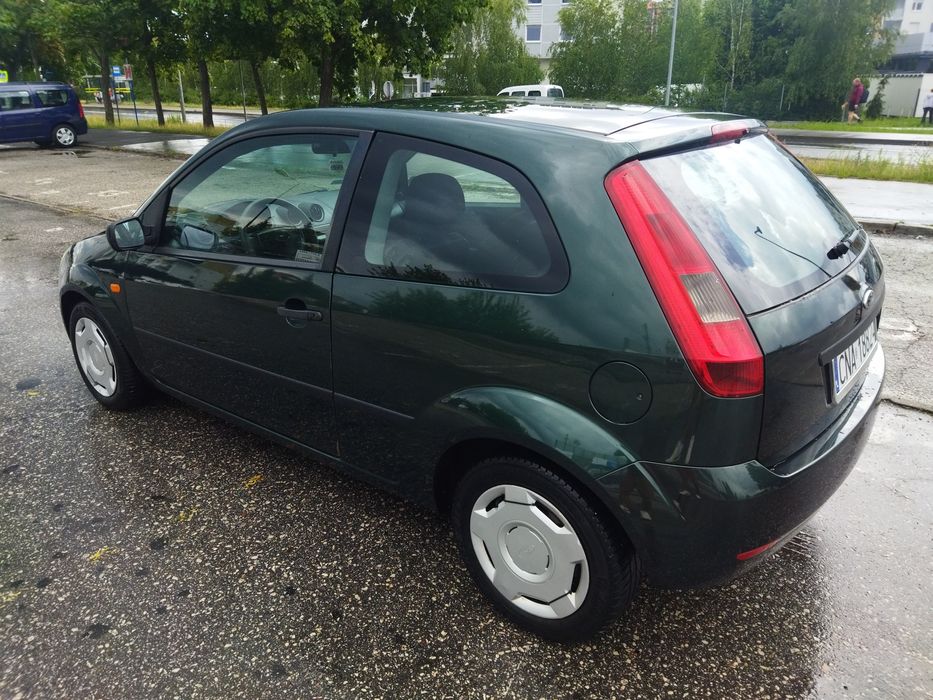 Ford Fiesta MK6 1.3 benzyna rok 2004 klimatyzacja mrozi