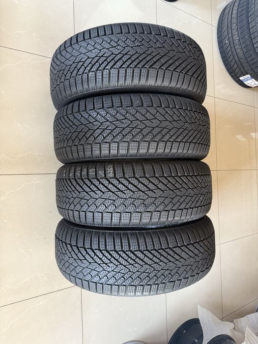Шини зимові Pirelli 215/50/19 зимние шины 215 50 r19