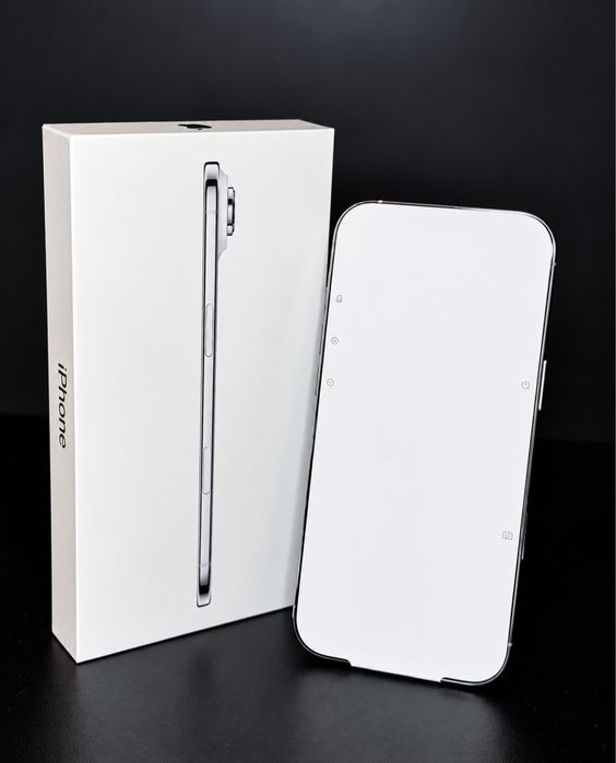 iPhone Air 256 GB White Cloud | Open Box | Gwarancja Apple | 0 cykli | ESIM