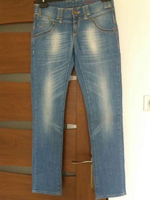 jasne rurki cross biodrowki jeans s