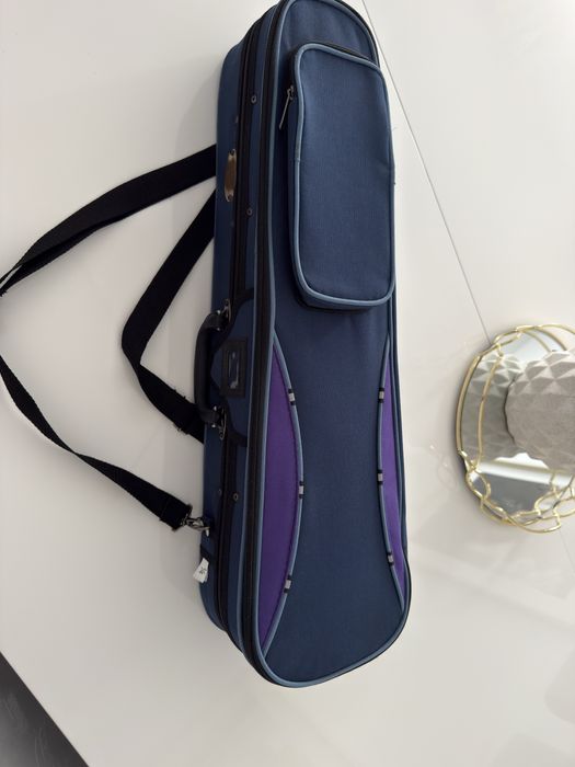 Vendo violino 1/4  em exelente estado para criança.