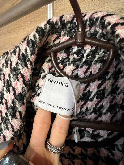 Твідова жилетка bershka