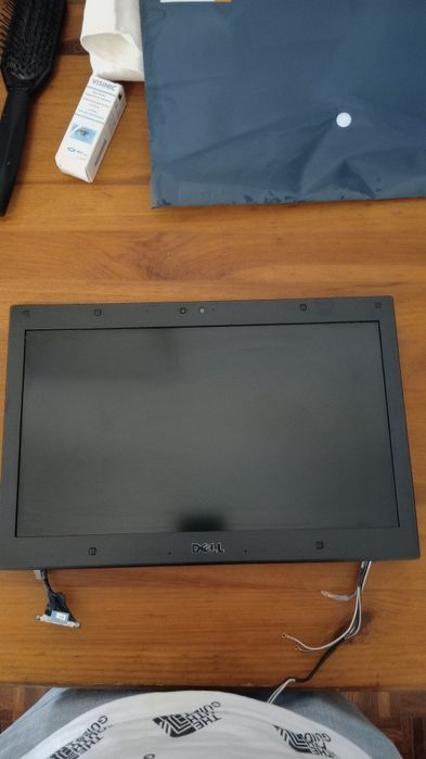 Monitor LCD Dell laptop latitude E 4310  usado