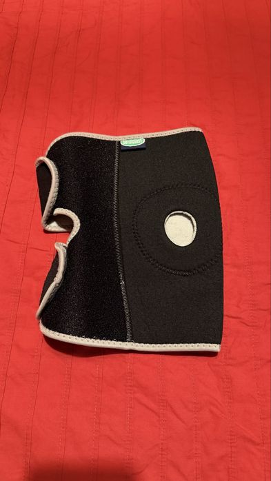 Opaska na staw kolanowy marki Sensiplast