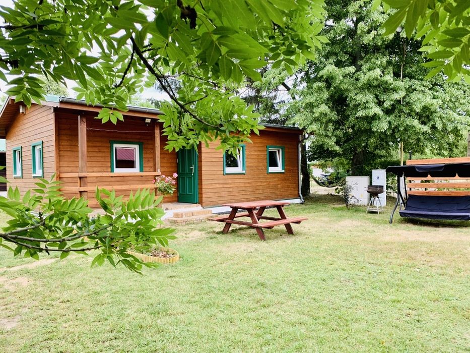 KWATERY pracownicze , NOCLEGI . Domki Całoroczne.