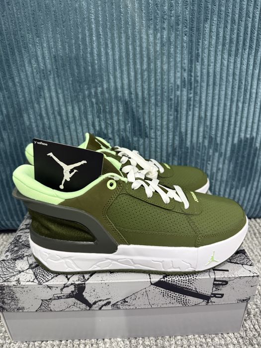 Buty chłopięce Jordan DAY1 EO (GS) r. 39 Nowe Oryginalne Khaki