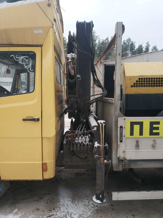 Mercedes-Benz VARIO 815 D грузовой бортовой 2001г.