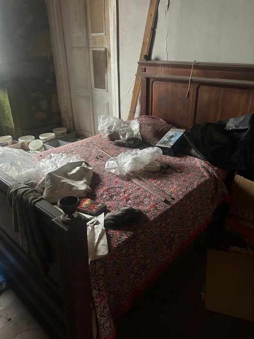 Móveis antigos para recuperar