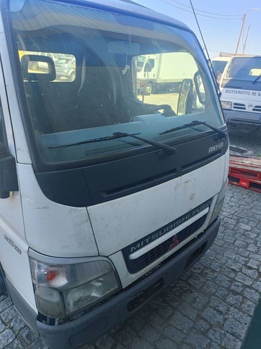 Cabine Mitsubishi Canter/fuso