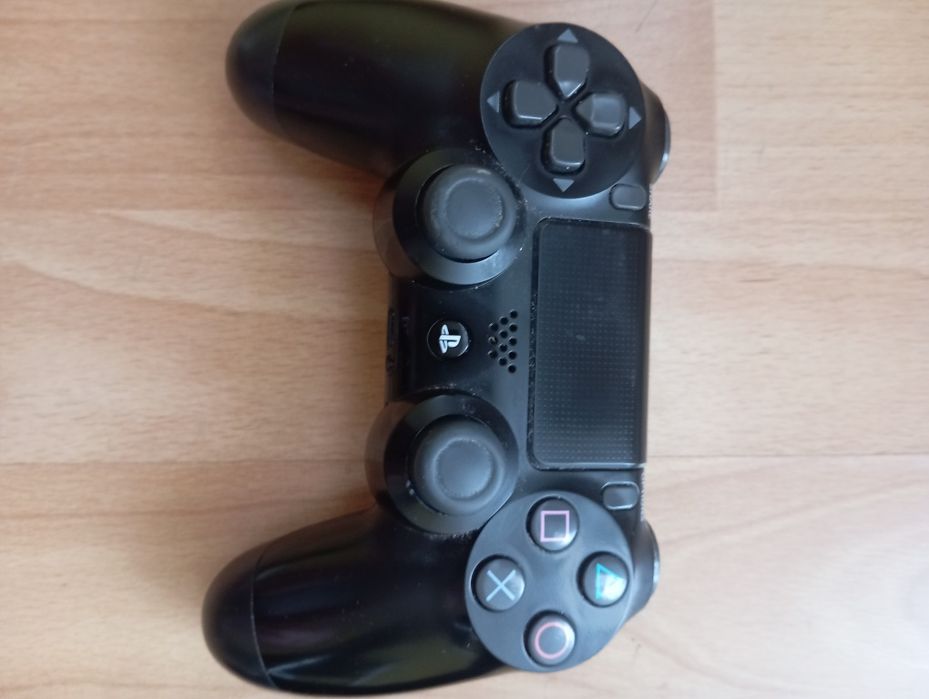 PlayStation 4 slim 500 Gb