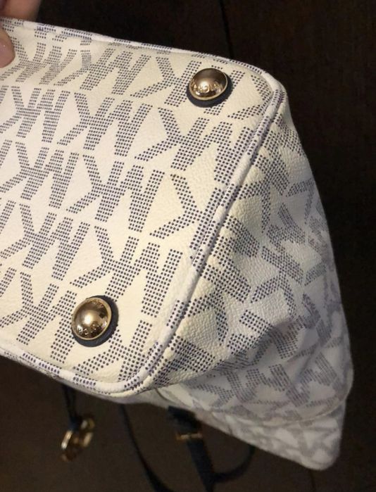 Mala Michael Kors