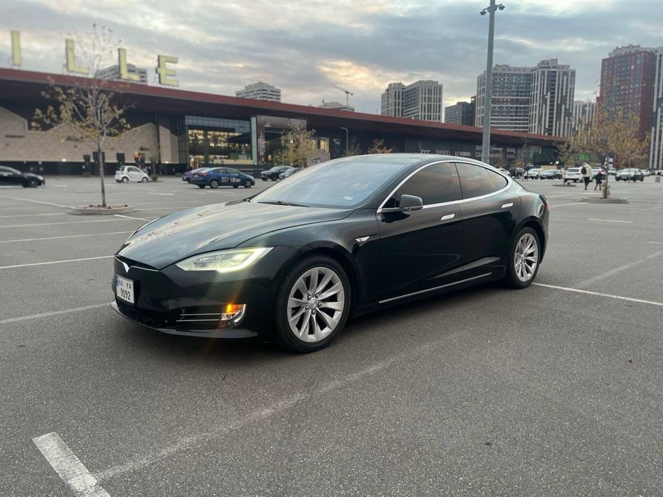 Tesla Model S