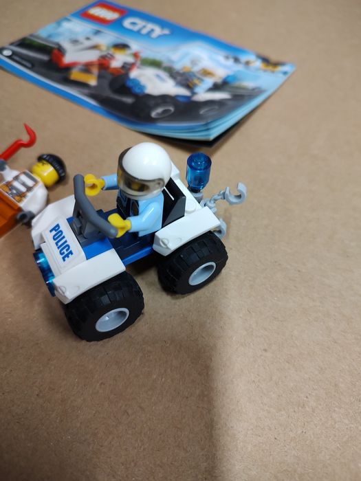 Lego 60135 Pościg quadem policyjnym