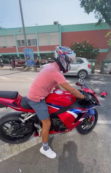 Honda Cbr600rr Semi-Nova