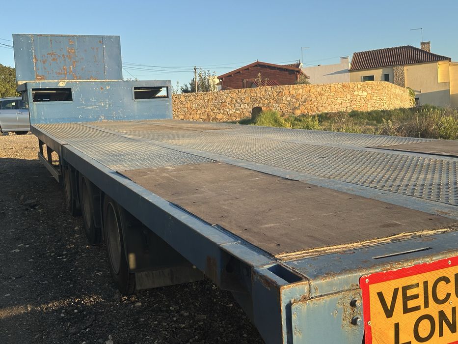 Semi reboque rebaixado