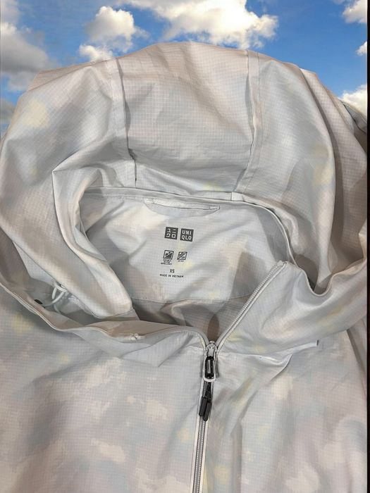 Uniqlo roz. XS damska lekka wiatrówka wodoodporna