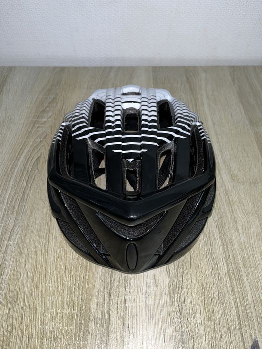 Велошлем specialized L