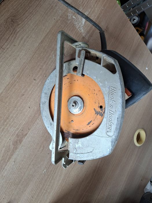 Piła tarczowa black and decker z tarczą SPRAWNA
