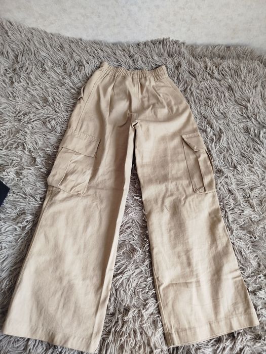 Карго для дівчинки