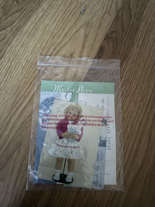Lalka kolekcjonerska winylowa Monika Peter Leicht