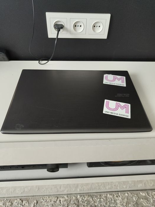 Ігровий ноутбук acer aspire E5/ GTX 950m /i5/6 ГБ/SSD 128/15,6 full HD