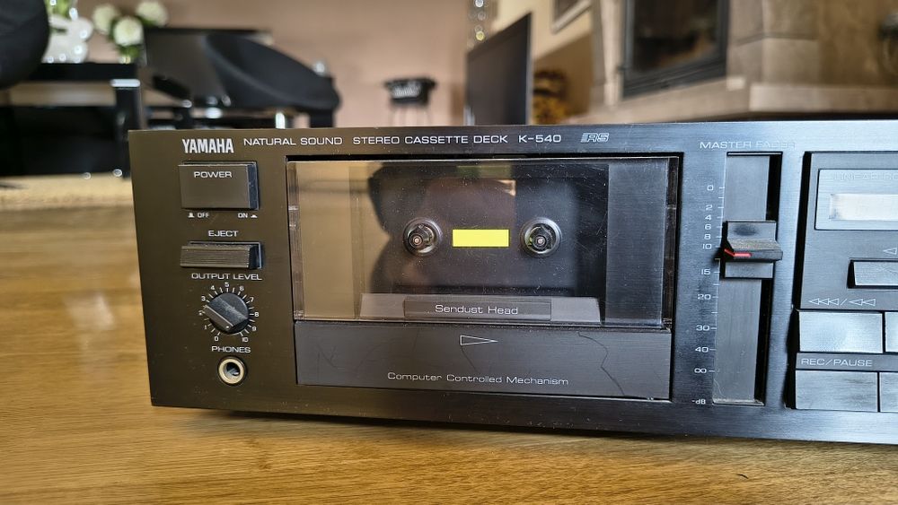 Deck YAMAHA K-540