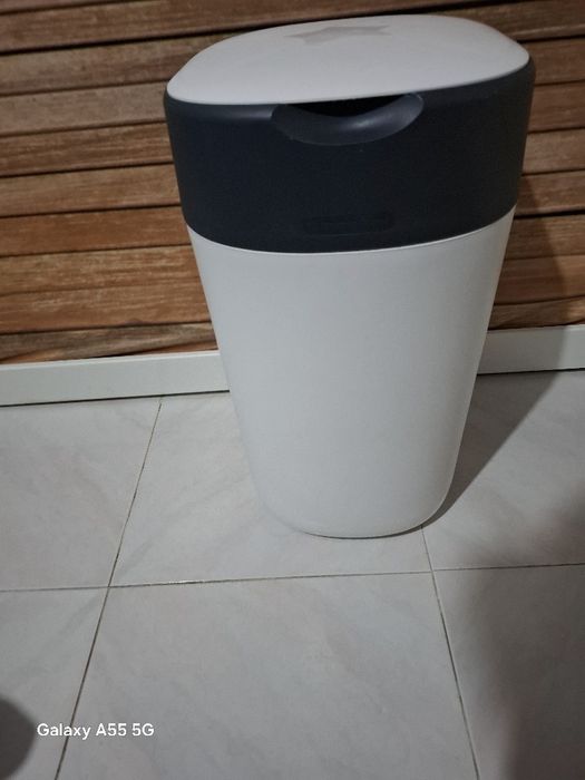 Balde do lixo para fraldas de bebé