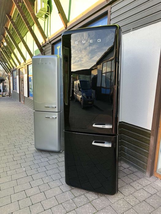 Холодильник Smeg FAB38LBL5