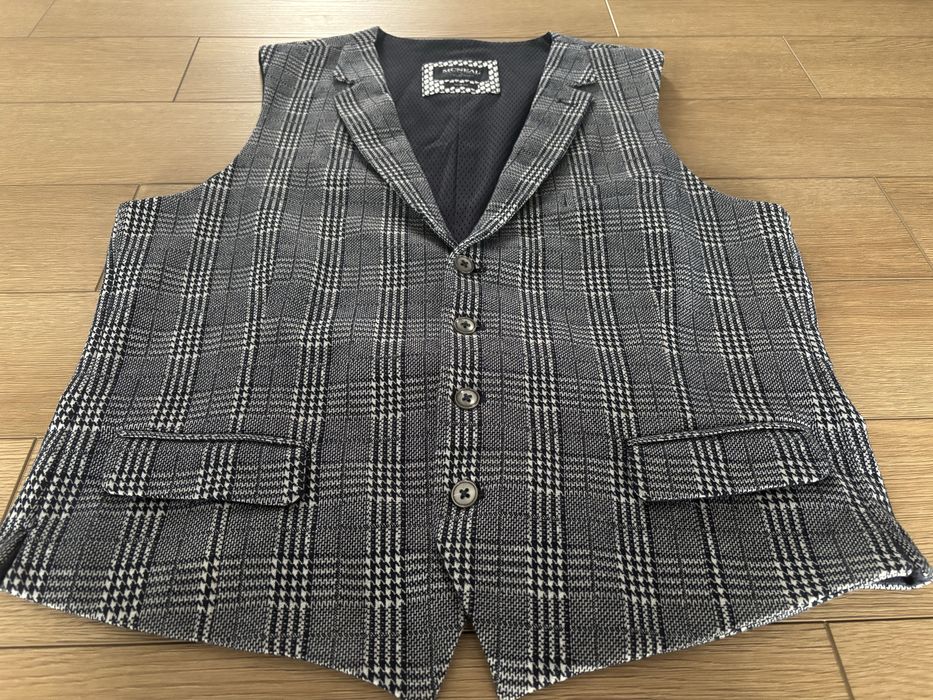 Elegancka kamizelka w kratę McNeal