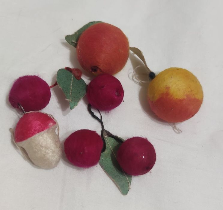 Новогодние игрушки времён СССР из папье-маше