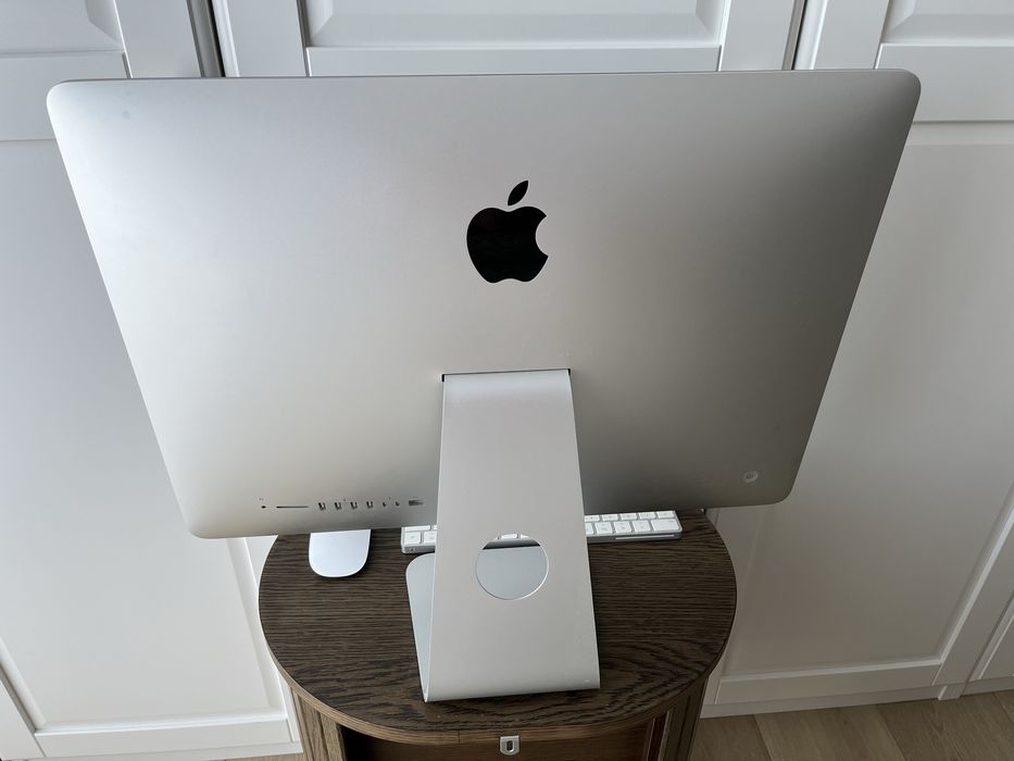 Apple iMac 21,5 cali Inter Cole i5