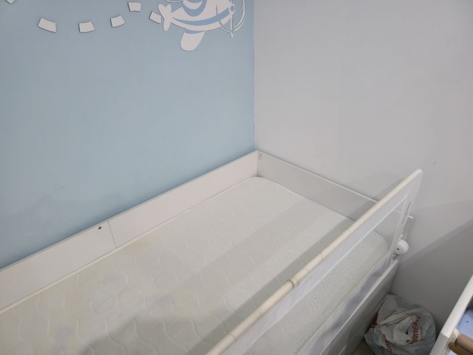 Vendo cama de solteiro