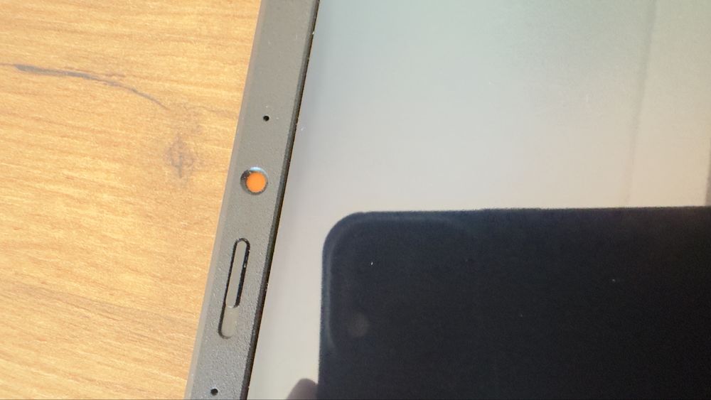 ASUS VivoBook M3502QA