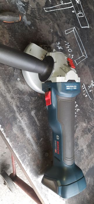 Bosch GWS 18V 10