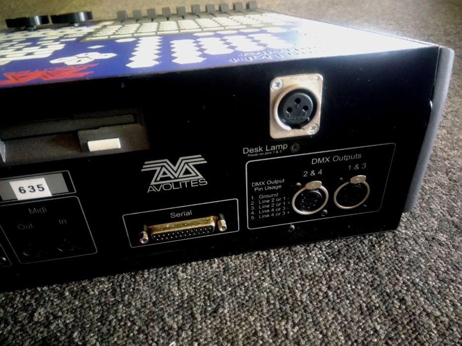 Avolites Azure 2000 Moving Light Controller USB DMX Interface Desk