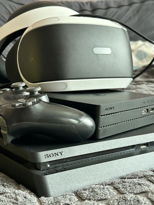 Sony PlayStation 4 Slim + PlayStation VR + геймпад DualShock 4