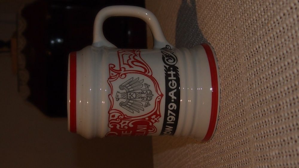 Akademia Górniczo-Hutnicza w Krakowie, kufel ''60 lecie uczelni'';