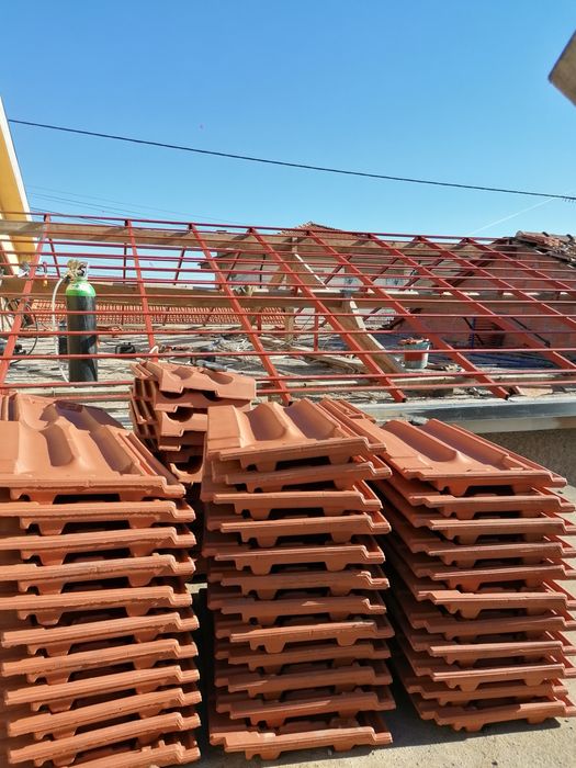 Telhados / estruturas ferro426914318596198402