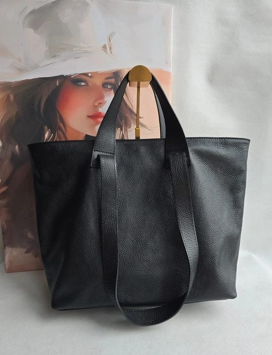 Torebka czarna skóra naturalna pojemna  A4  Laura  Biaggi