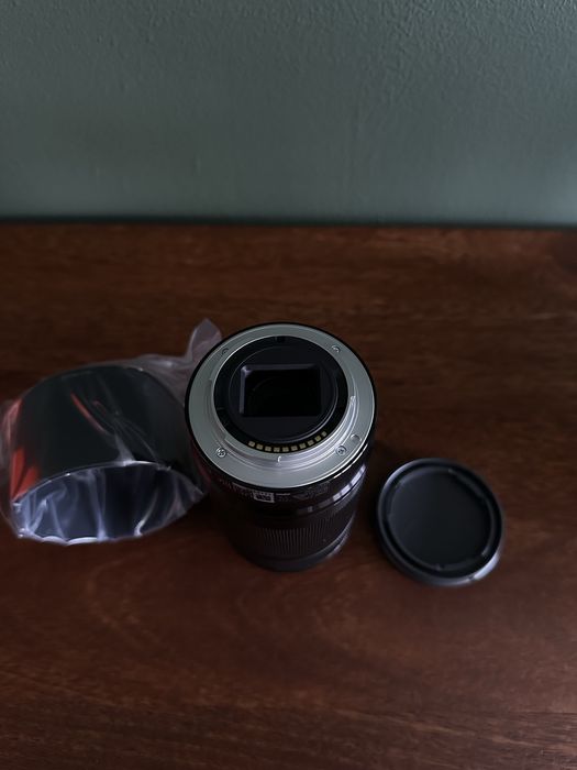 Objetiva Sony E 55-200mm F4.5-6.3 OSS