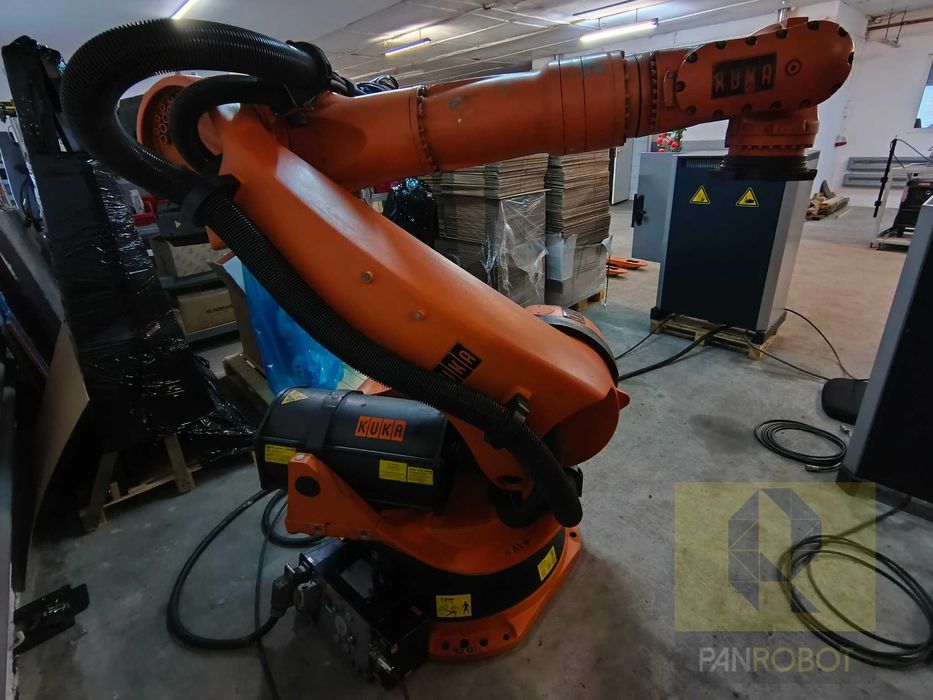 Robot KUKA KR 210 / KRC2 ed05 / Komplet / pomożemy uruchomić